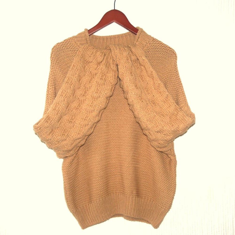 H&M Women's Brown Oversized Long Sleeve Sweater